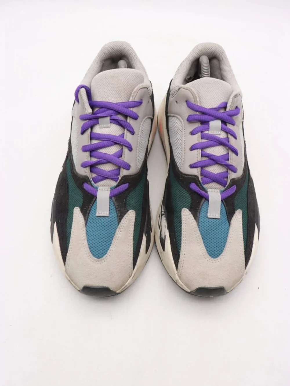 Adidas Yeezy Boost 700 Wave Runner Men's Size 9.5 Athletic Sneakers B75571